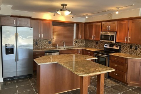 Condominio en alquiler en Tampa, Florida, 3 dormitorios, 141.95 m2 № 1905670 - foto 4