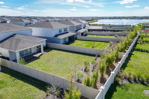 Casa en alquiler en Orlando, Florida, 4 dormitorios, 265.7 m2 № 2349983 - foto 2