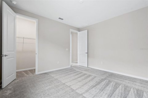 Casa en alquiler en Orlando, Florida, 4 dormitorios, 265.7 m2 № 2349983 - foto 21
