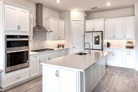 Casa en alquiler en Orlando, Florida, 4 dormitorios, 265.7 m2 № 2349983 - foto 7
