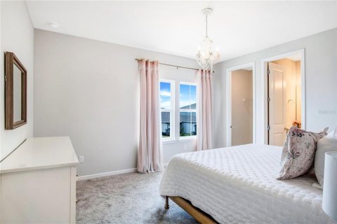 Casa en alquiler en Orlando, Florida, 4 dormitorios, 265.7 m2 № 2349983 - foto 17