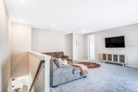 Casa en alquiler en Orlando, Florida, 4 dormitorios, 265.7 m2 № 2349983 - foto 15