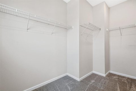 Casa en alquiler en Orlando, Florida, 4 dormitorios, 265.7 m2 № 2349983 - foto 14