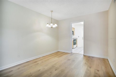 Casa en alquiler en Winter Park, Florida, 2 dormitorios, 91.69 m2 № 1916881 - foto 6