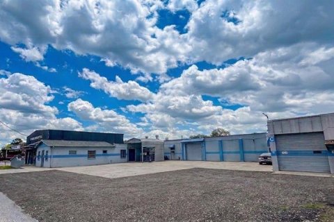Commercial property in Orlando, Florida № 2104645