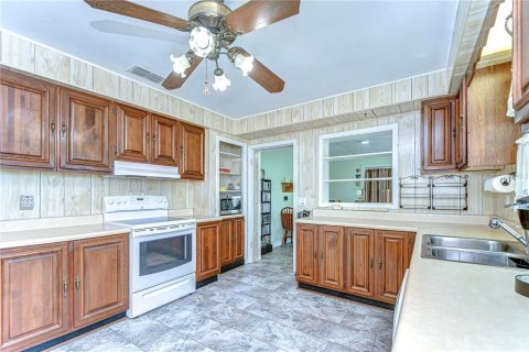 Casa en venta en Zephyrhills, Florida, 2 dormitorios, 89.19 m2 № 1626436 - foto 21
