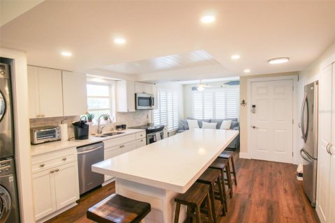 Condominio en alquiler en Longboat Key, Florida, 2 dormitorios, 105.26 m2 № 229378 - foto 26