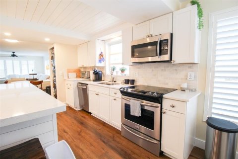 Condominio en alquiler en Longboat Key, Florida, 2 dormitorios, 105.26 m2 № 229378 - foto 25