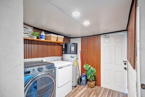 Casa en venta en Orlando, Florida, 1 dormitorio, 43.85 m2 № 2383606 - foto 14