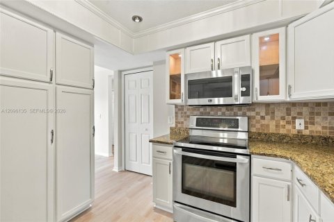 Casa en venta en Cape Coral, Florida, 4 dormitorios, 155.8 m2 № 2386924 - foto 7