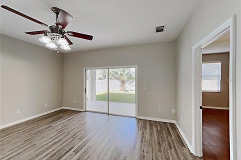 Casa en venta en Wesley Chapel, Florida, 3 dormitorios, 158.12 m2 № 2198744 - foto 8