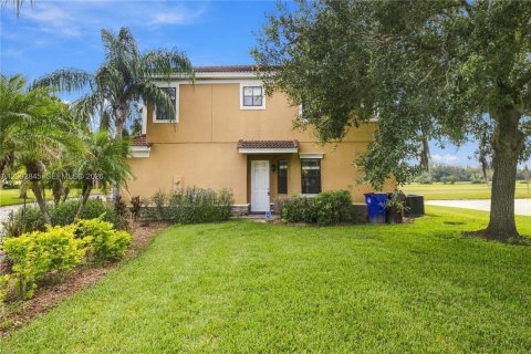 Copropriété à vendre à Saint Cloud, Floride: 4 chambres № 2384881 - photo 4