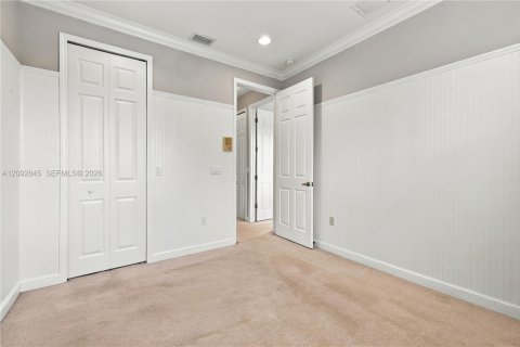 Copropriété à vendre à Saint Cloud, Floride: 4 chambres № 2384881 - photo 30