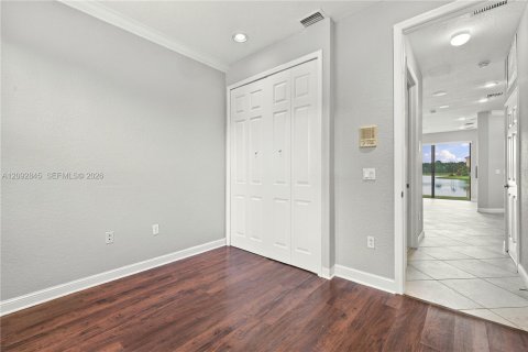 Copropriété à vendre à Saint Cloud, Floride: 4 chambres № 2384881 - photo 9