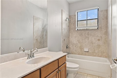 Copropriété à vendre à Saint Cloud, Floride: 4 chambres № 2384881 - photo 19