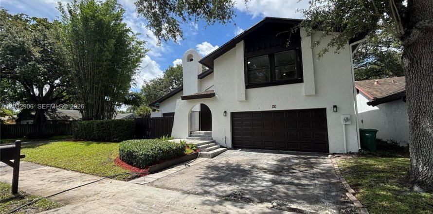 Villa ou maison à Cooper City, Floride 4 chambres, 198.25 m2 № 2335313