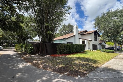 Villa ou maison à vendre à Cooper City, Floride: 4 chambres, 198.25 m2 № 2335313 - photo 21