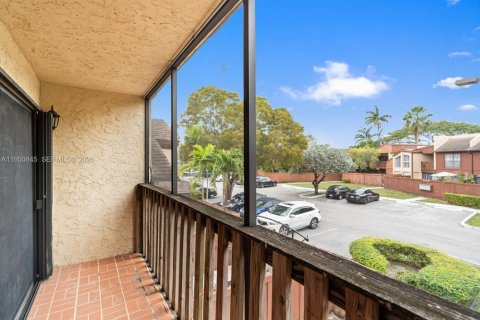 Touwnhouse à vendre à Miami, Floride: 2 chambres, 123.56 m2 № 2006156 - photo 19