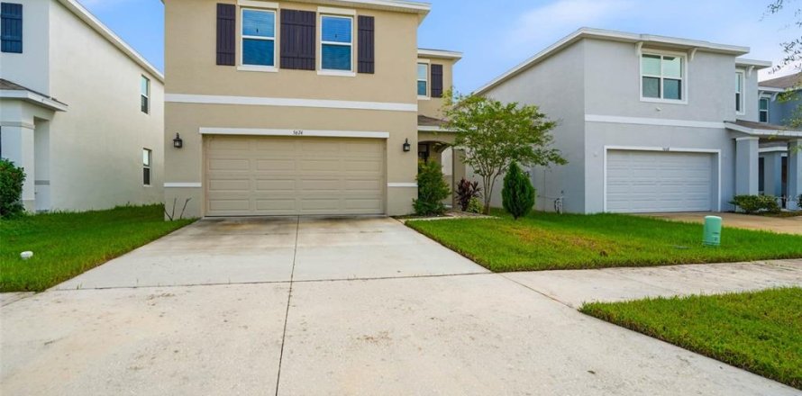 Villa ou maison à Wesley Chapel, Floride 4 chambres, 210.05 m2 № 2411469