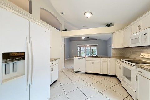 Casa en venta en Clermont, Florida, 2 dormitorios, 155.98 m2 № 2129283 - foto 18