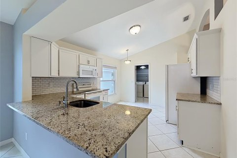 Casa en venta en Clermont, Florida, 2 dormitorios, 155.98 m2 № 2129283 - foto 15