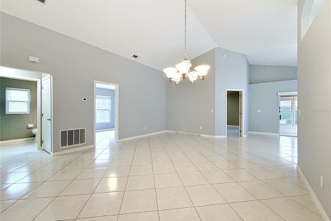 Casa en venta en Clermont, Florida, 2 dormitorios, 155.98 m2 № 2129283 - foto 8