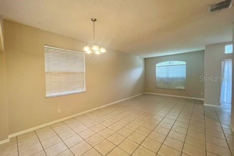 Casa en alquiler en Orlando, Florida, 4 dormitorios, 183.2 m2 № 1788032 - foto 22