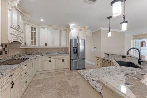 House in Longwood, Florida 5 bedrooms, 347.27 sq.m. № 1843838 - photo 16