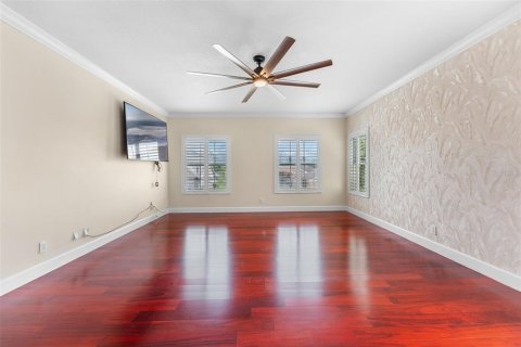 House in Longwood, Florida 5 bedrooms, 347.27 sq.m. № 1843838 - photo 22