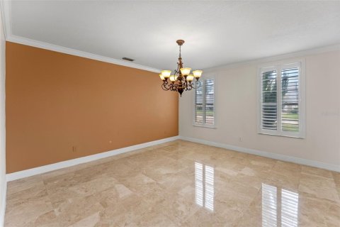 House in Longwood, Florida 5 bedrooms, 347.27 sq.m. № 1843838 - photo 10
