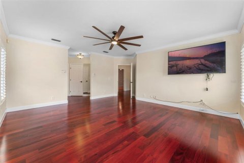 House in Longwood, Florida 5 bedrooms, 347.27 sq.m. № 1843838 - photo 23