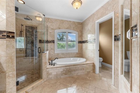 House in Longwood, Florida 5 bedrooms, 347.27 sq.m. № 1843838 - photo 24
