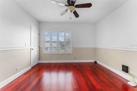 House in Longwood, Florida 5 bedrooms, 347.27 sq.m. № 1843838 - photo 27
