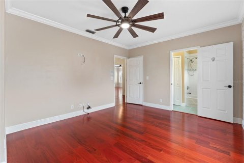House in Longwood, Florida 5 bedrooms, 347.27 sq.m. № 1843838 - photo 29