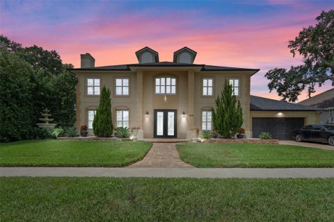 House in Longwood, Florida 5 bedrooms, 347.27 sq.m. № 1843838 - photo 2