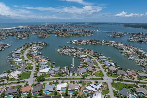Купить виллу или дом в Сент-Питерсберг, Флорида 6 комнат, 287.35м2, № 1815708 - фото 14