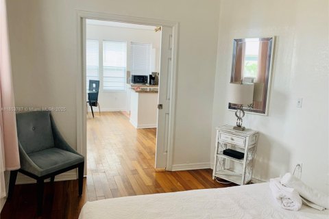 Copropriété à vendre à Miami Beach, Floride: 2 chambres, 74.32 m2 № 2016981 - photo 5