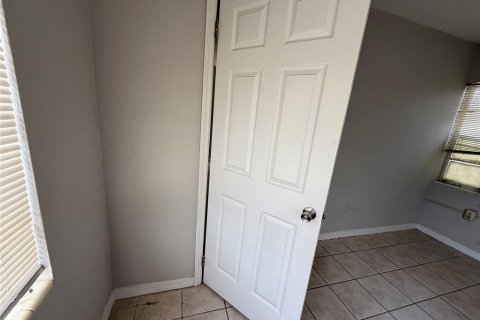 Appartement à louer à Eustis, Floride: 1 chambre, 55.74 m2 № 1625373 - photo 4