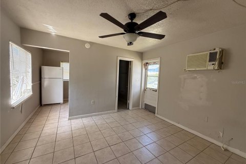 Appartement à louer à Eustis, Floride: 1 chambre, 55.74 m2 № 1625373 - photo 6