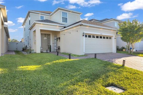 House in Kissimmee, Florida 4 bedrooms, 230.49 sq.m. № 2390980 - photo 3