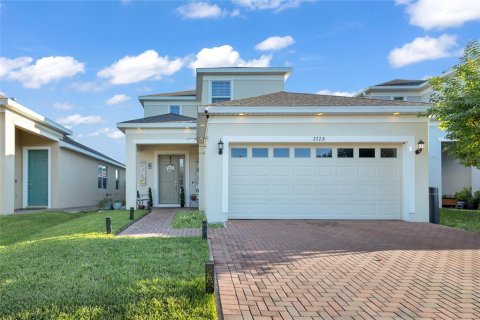 House in Kissimmee, Florida 4 bedrooms, 230.49 sq.m. № 2390980 - photo 2