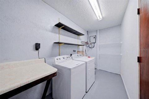 Купить виллу или дом в Сеффнер, Флорида 4 комнаты, 140.19м2, № 2126458 - фото 24