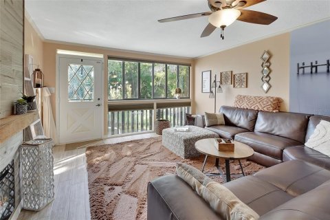 Condominio en venta en DeLand, Florida, 2 dormitorios, 117.06 m2 № 1670287 - foto 11