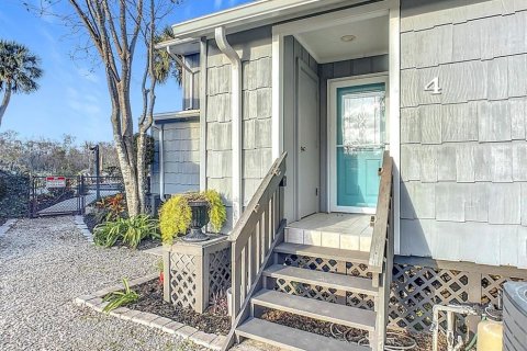 Condominio en venta en DeLand, Florida, 2 dormitorios, 117.06 m2 № 1670287 - foto 2