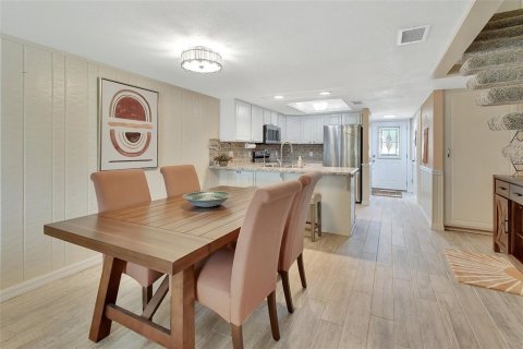Condominio en venta en DeLand, Florida, 2 dormitorios, 117.06 m2 № 1670287 - foto 8
