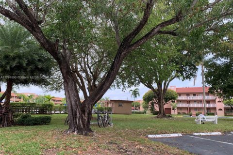 Condominio en venta en Sunrise, Florida, 2 dormitorios, 78.97 m2 № 2054974 - foto 20