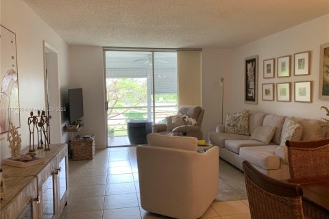 Condominio en venta en Sunrise, Florida, 2 dormitorios, 78.97 m2 № 2054974 - foto 5