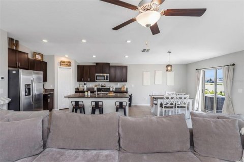 House in Sun City Center, Florida 4 bedrooms, 179.77 sq.m. № 1732287 - photo 10