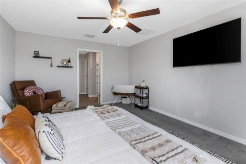 House in Sun City Center, Florida 4 bedrooms, 179.77 sq.m. № 1732287 - photo 16