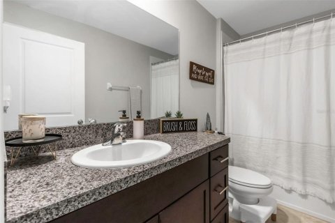 House in Sun City Center, Florida 4 bedrooms, 179.77 sq.m. № 1732287 - photo 24